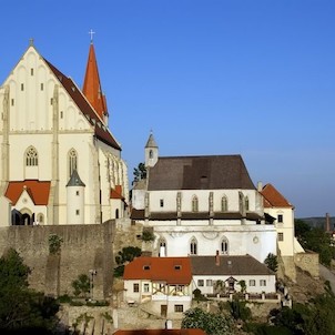 Kostel sv. Mikuláše a kaple sv. Václava a Anny