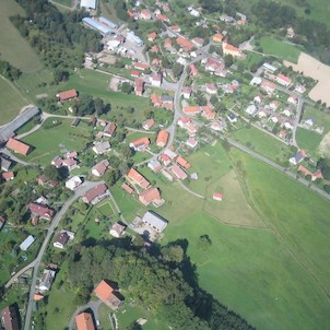 Letecký záber centra obce