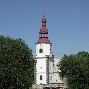 Farní kostel sv. Mikuláše v Bílém Kostele