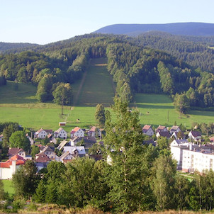 Lázeňský vrch nad Dolní Lipovou