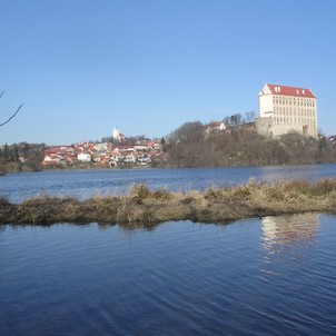 Pohled na Plumlov a zámek